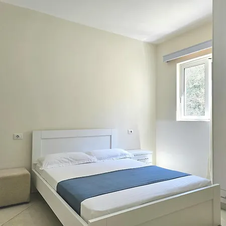 Happy Eri Apartment